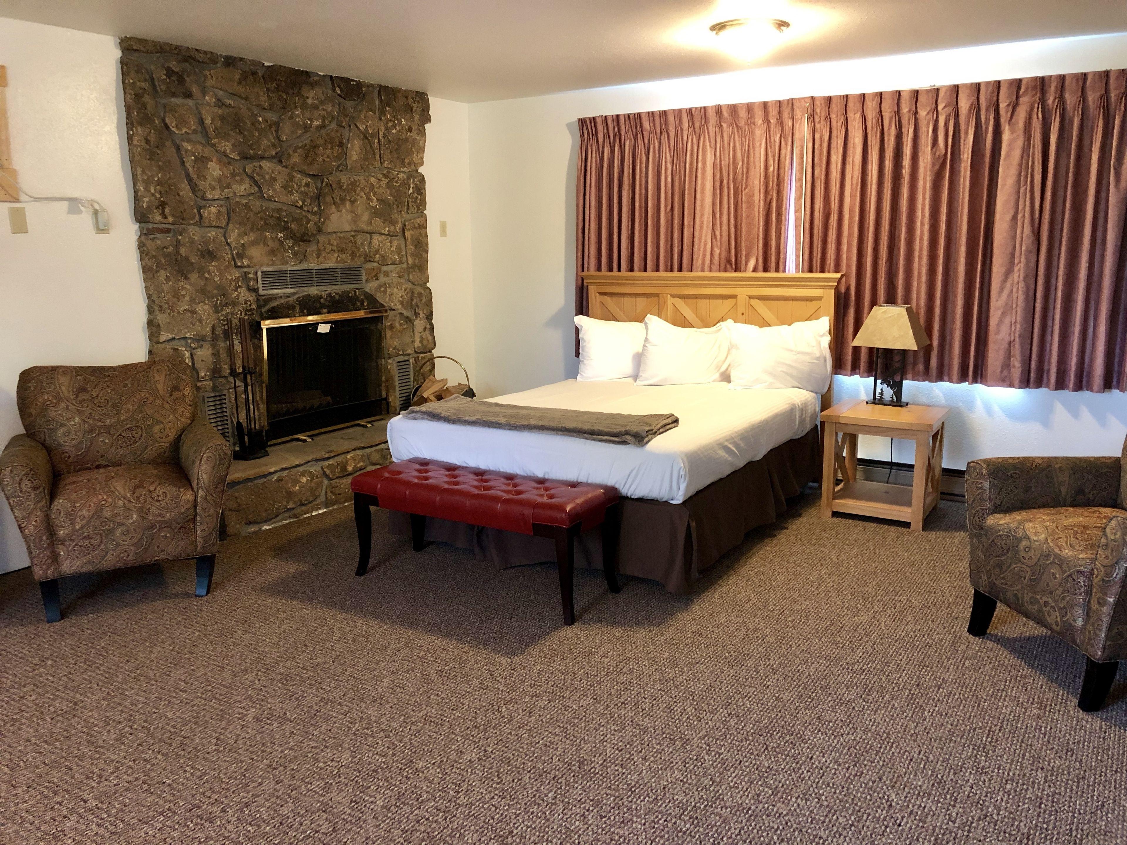 GOLDEN EAGLE INN, JACKSON